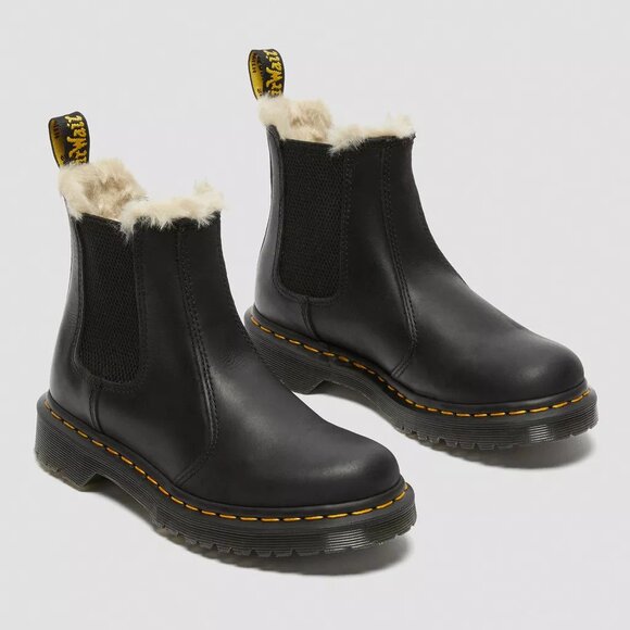 Doc Martens Faux Fur Lined Leonore Chelsea Boots Black Size 7 - Picture 1 of 13